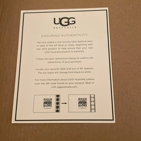 BNIB UGG silver/black boots size 8 - Picture 8 of 10